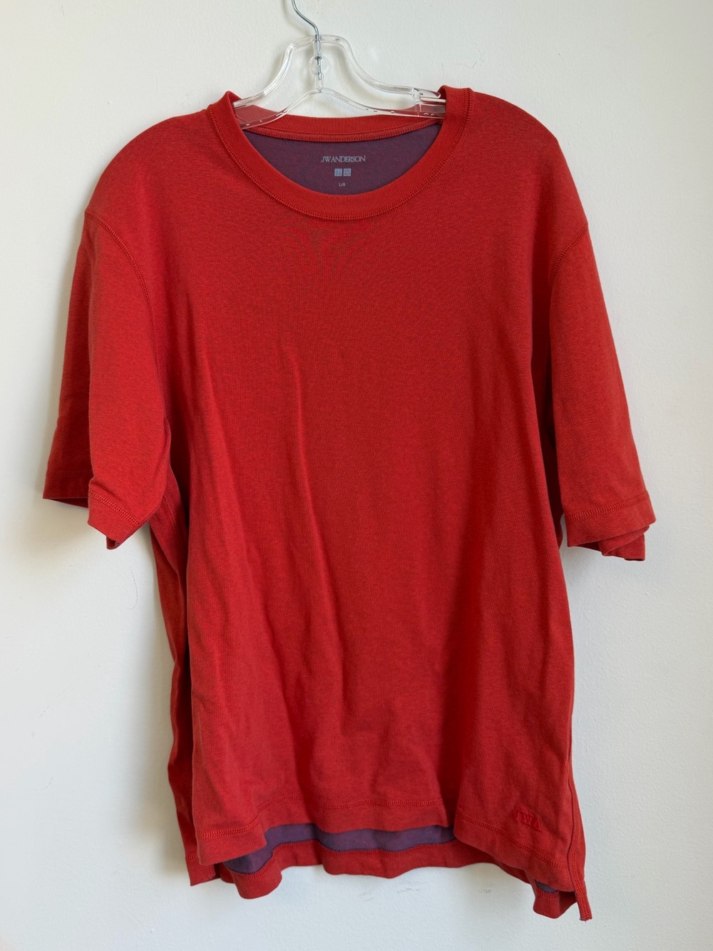 Uniqlo Red Short Sleeve Crewneck Tee